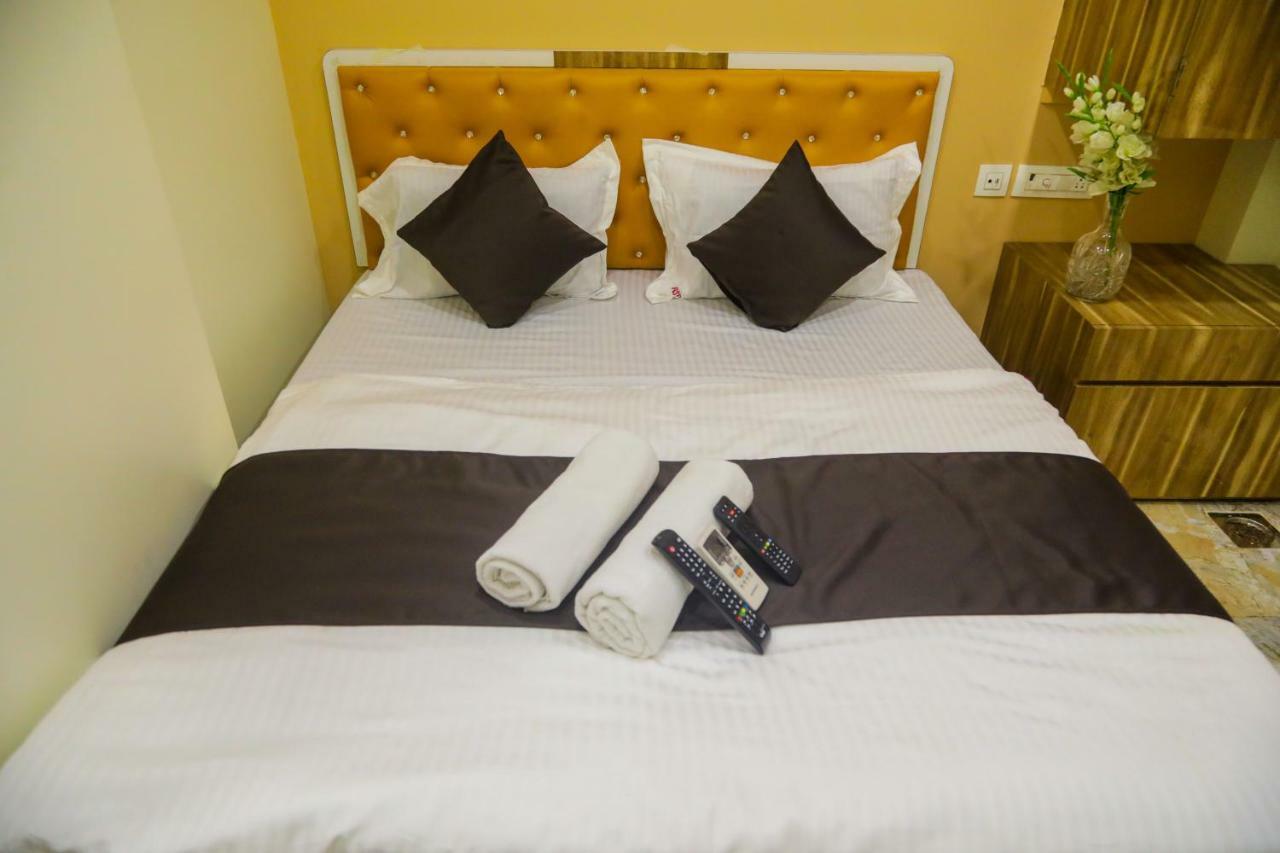 Al Shifa Residency Hotell Mumbai Exteriör bild
